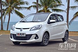 长安汽车-奔奔1.4MT  天窗版