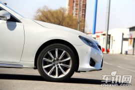 一汽丰田-锐志-2.5V 尊锐导航版