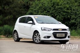 通用雪佛兰-爱唯欧-两厢 1.6SX AT 风尚版