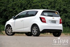 通用雪佛兰-爱唯欧-两厢 1.6SX AT 风尚版