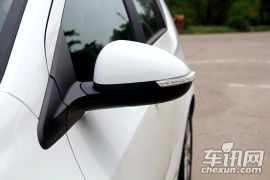 通用雪佛兰-爱唯欧-两厢 1.6SX AT 风尚版