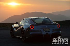 法拉利-法拉利F12berlinetta 2014
