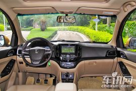 宝骏-宝骏730-1.5L 手动豪华型 7座