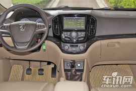 宝骏-宝骏730-1.5L 手动豪华型 7座