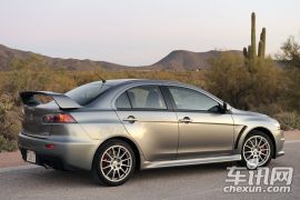 三菱-LANCER Evolution X Gsr 2013