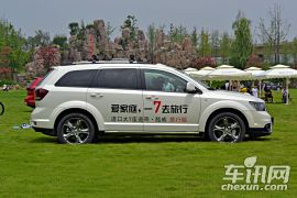 道奇-酷威-2.4L 两驱旅行版