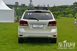 道奇-酷威-2.4L 两驱旅行版