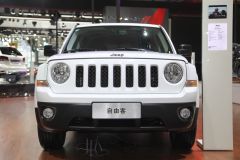 Jeep-自由客