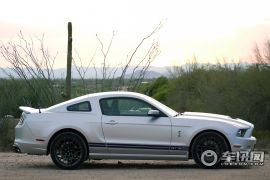 福特-野马 Shelby Gt500 2013