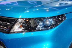 铃木-超级维特拉