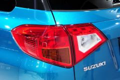 铃木-超级维特拉