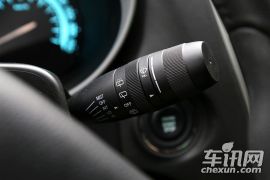 广汽乘用车-传祺GS5速博-1.8T 自动两驱尊贵版