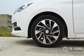 长安汽车-悦翔V7