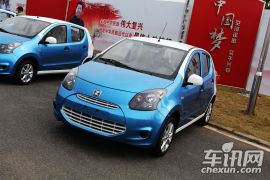 众泰电动车云100上市发布会