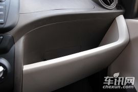 众泰汽车-云100-基本型