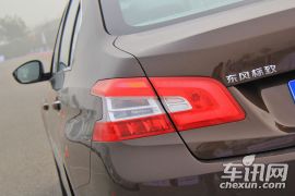 东风标致-标致408-1.8L 手动领先版