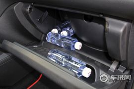 东风标致-标致3008-1.6THP 罗兰・加洛斯版