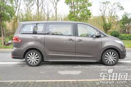 上汽商用车-上汽大通G10-2.0T 自动时尚版  ￥16.18