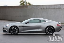 阿斯顿·马丁-Vanquish 2015