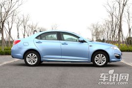 上汽集团-荣威550-550 Plug-in 旗舰版