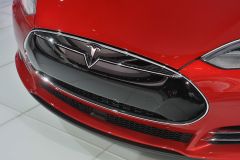 TESLA-MODEL S