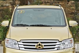 长安汽车-欧诺-1.5L金欧诺精英型  ￥5.09