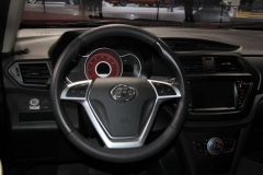 力帆汽车-力帆X50