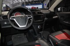 力帆汽车-力帆X50