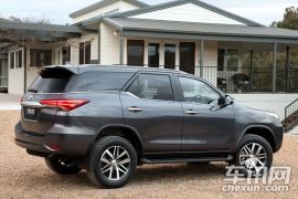 丰田-Fortuner 2016