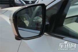 东风日产-楼兰-2.5L XV RES Plus 两驱豪雅版  ￥30.18