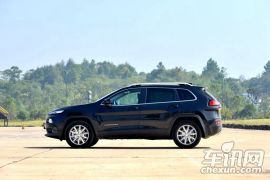 广汽菲克-自由光-基本型