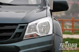 江西五十铃-瑞迈-2.8T两驱豪华款JE493ZLQ4CA