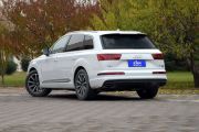 奥迪-奥迪Q7-45 TFSI 运动型  ￥0.0