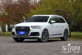 奥迪-奥迪Q7-45 TFSI 运动型  ￥0.0