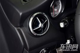 奔驰-奔驰CLA级-CLA 220 4MATIC  ￥31.8