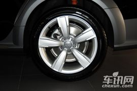 奥迪-奥迪A4(进口)-40 TFSI allroad quattro 豪华型