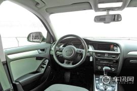 奥迪-奥迪A4(进口)-40 TFSI allroad quattro 豪华型