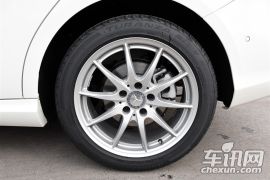 奔驰-奔驰B级-B 200 动感型  ￥26.2