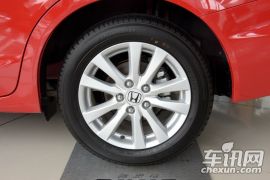 东风本田-思域-1.8L 自动舒适版  ￥13.98