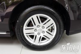 一汽马自达-马自达8-2.5L 至尊版  ￥24.98