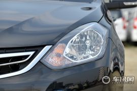 宝骏-宝骏330-1.5L 手动舒适型  ￥5.58