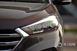 北京现代-途胜-1.6T 四驱 双离合旗舰型