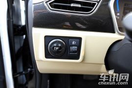 众泰汽车-众泰芝麻E30-基本型  ￥17.98