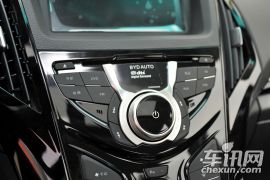 比亚迪-秦-1.5T 双冠旗舰Plus版