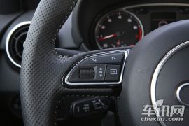 奥迪-奥迪A1-30 TFSI Sportback S Line运动版