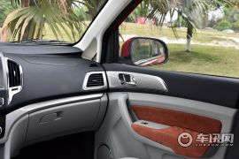 北汽银翔-北汽幻速H3F-1.5L 豪华型 7座