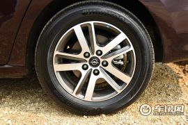 海马汽车-海马V70-1.5T 自动适・畅型6座