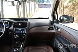 海马汽车-海马V70-1.5T 自动适・畅型6座