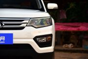长安汽车-长安CX70-1.6L 手动豪华型