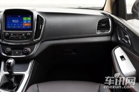 宝骏-宝骏560-1.8L 手动豪华型